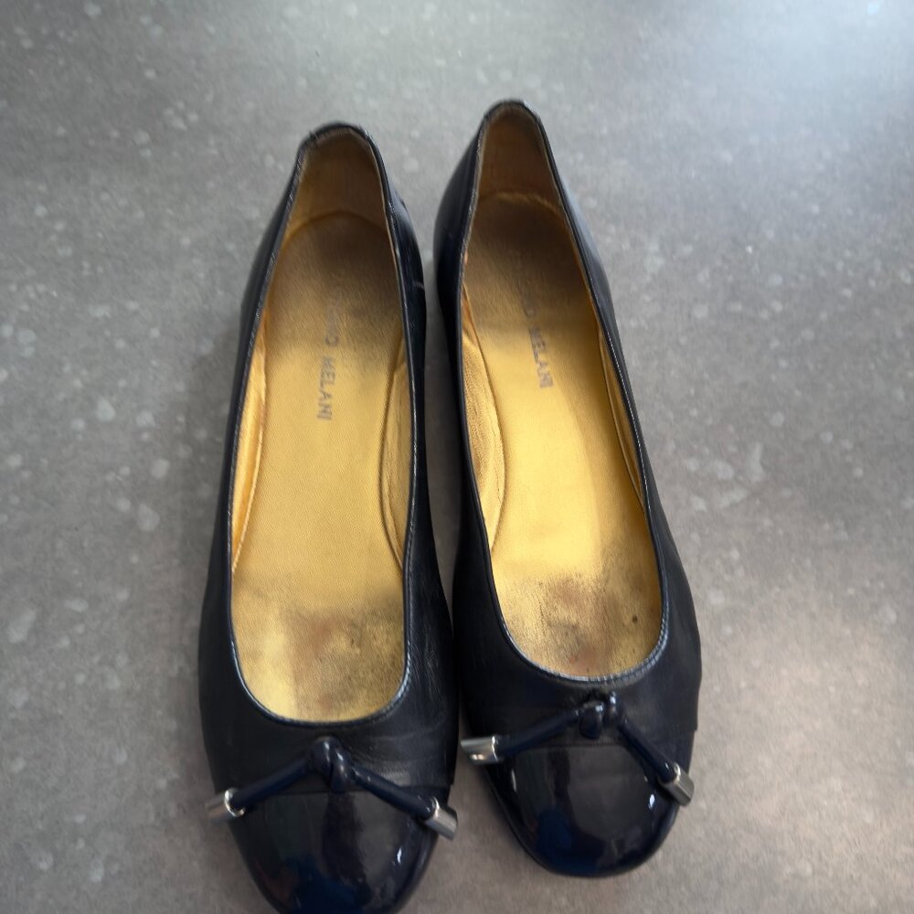 Antonio Melani Black Leather Flats with Silver Accents – Size 8.5 - Picture 2 of 12